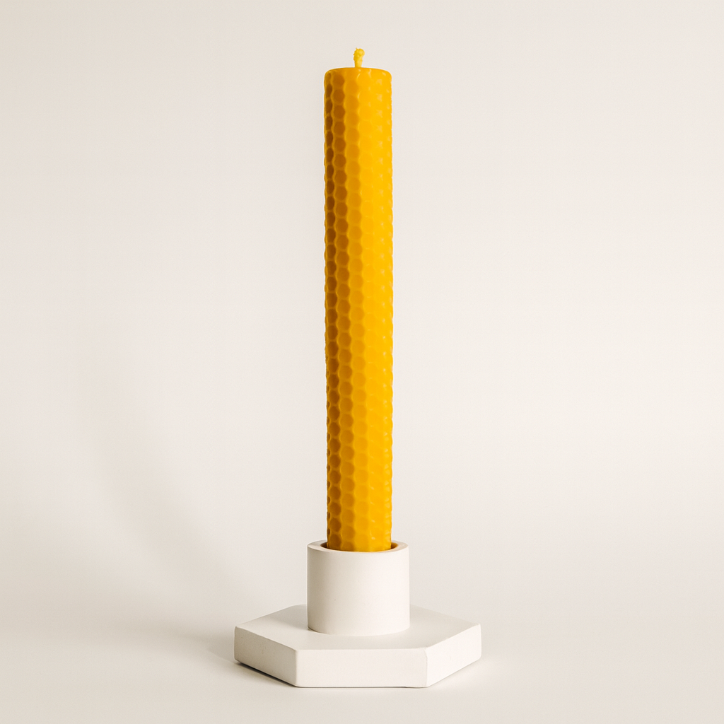 svecnjak sveca od pcelinjeg voska